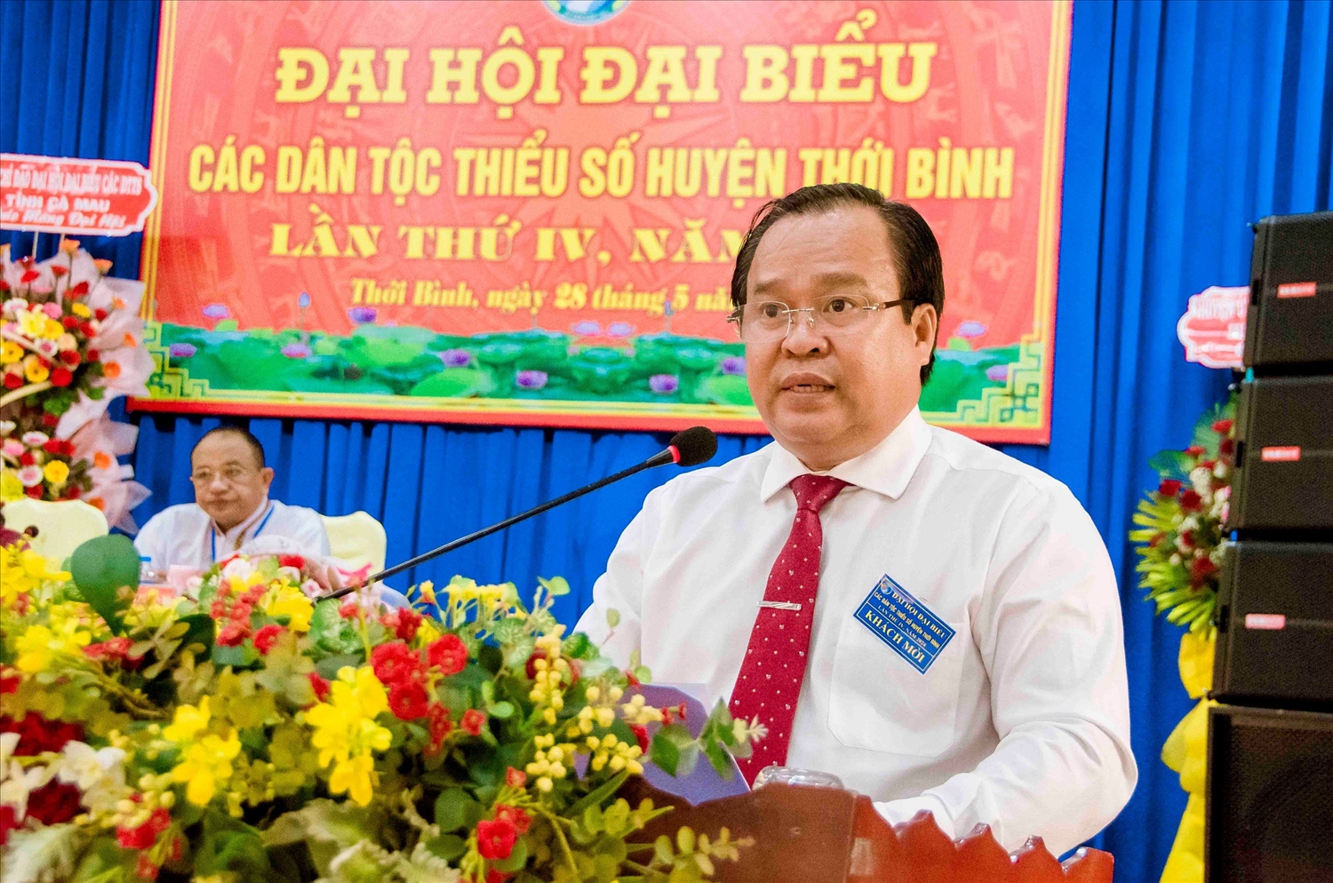 Ông Nguyễn Minh Luân, Phó chủ tịch UBND tỉnh, Trưởng Ban Chỉ đạo Đại hội đại biểu các DTTS tỉnh Cà Mau lần thứ IV, năm 2024 phát biểu chỉ đạo Đại hội 