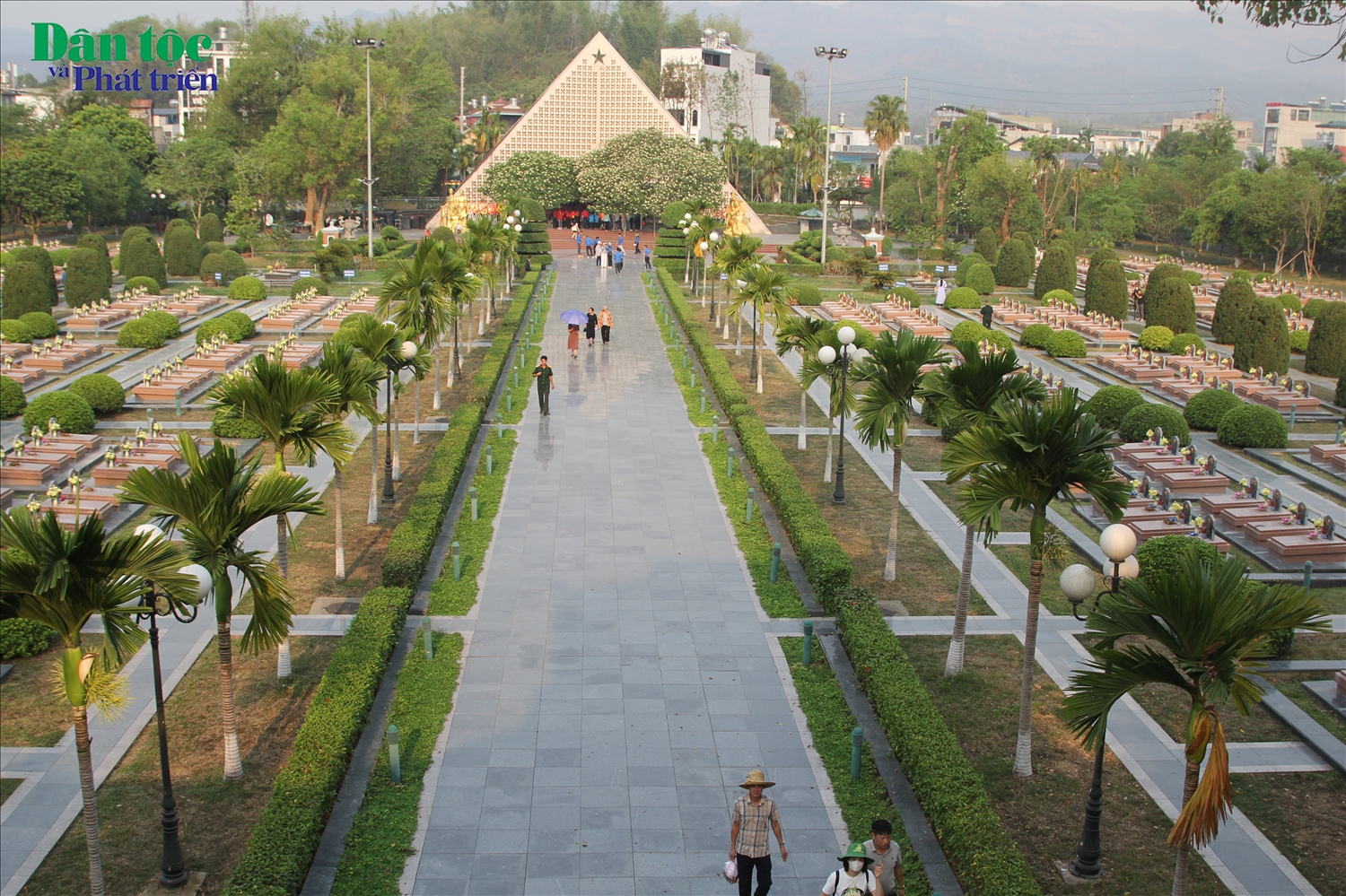 Nghĩa trang liệt sĩ A1 là nghĩa trang cấp quốc gia của tỉnh Điện Biên, nằm bên chân Đồi A1, được xây dựng năm 1958. Đây là nơi an nghỉ của 644 anh hùng liệt sĩ hy sinh trong Chiến dịch Điện Biên Phủ, phần lớn các phần mộ liệt sĩ đều chưa xác định được tên tuổi.