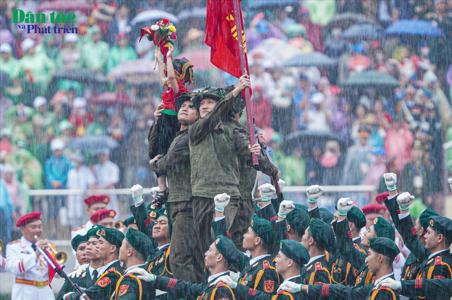 (ẢNH) Uy nghiêm Lễ diễu binh, diễu hành kỷ niệm 70 năm Chiến thắng Điện Biên Phủ