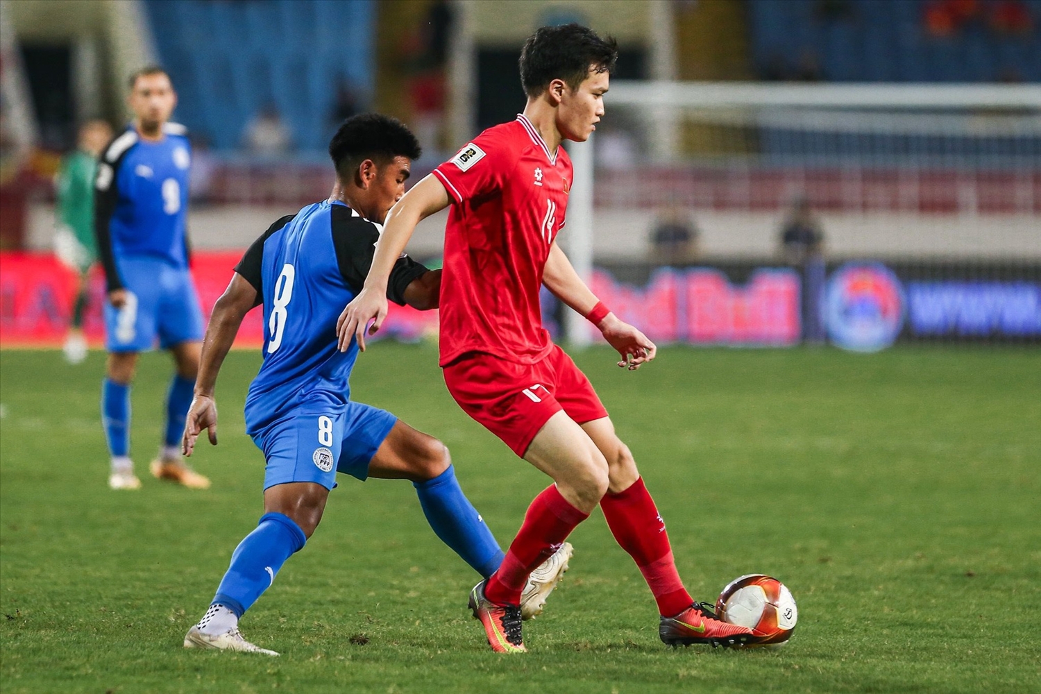 Trận thắng Philippines giúp đội tuyển Việt Nam có thêm động lực cạnh tranh tấm vé đi tiếp (Ảnh IT)
