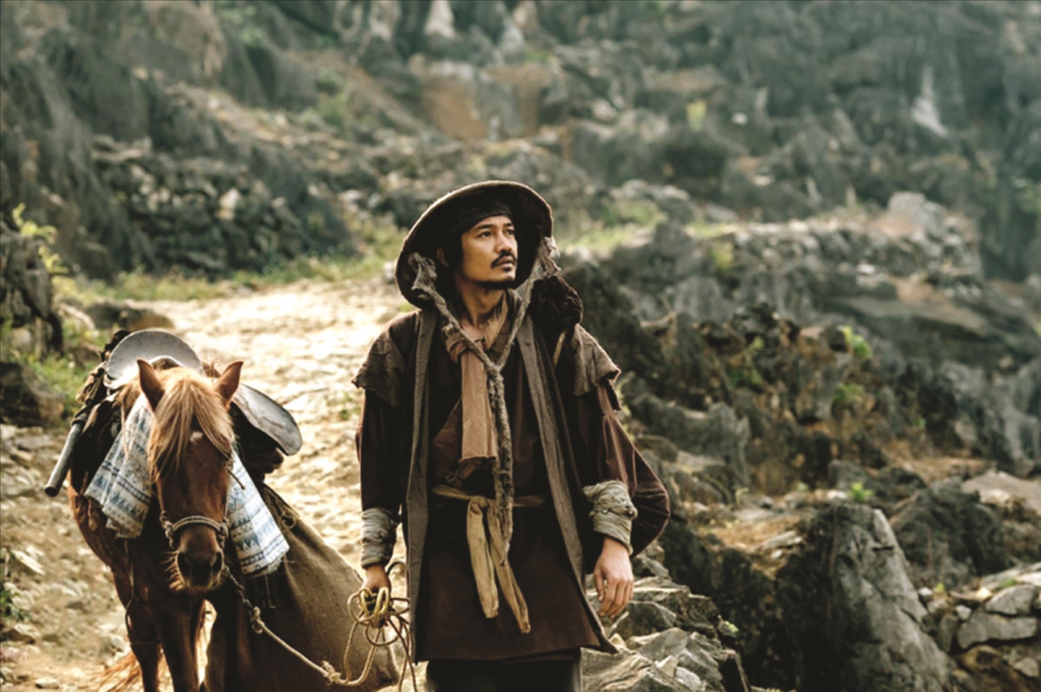 Bờ rào đá của đồng bào Mông ở vùng Cao nguyên đá Đồng Văn xuất hiện nhiều trong các bộ phim về đề tài DTTS và miền núi