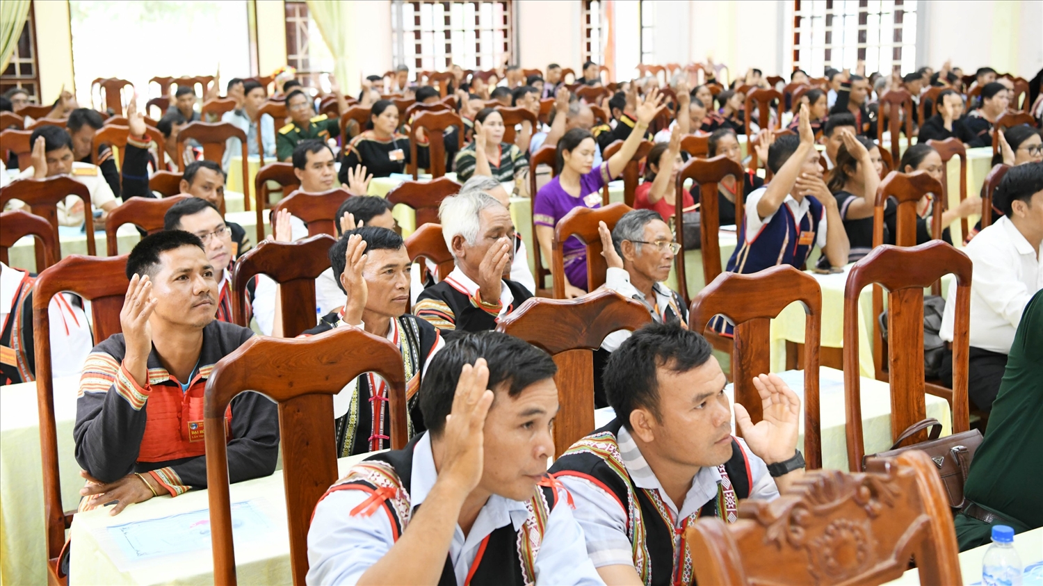 Đại hội đã thông qua Quyết tâm thư và bầu đại biểu đi dự Đại hội Đại biểu các DTTS tỉnh Gia Lai lần thứ IV