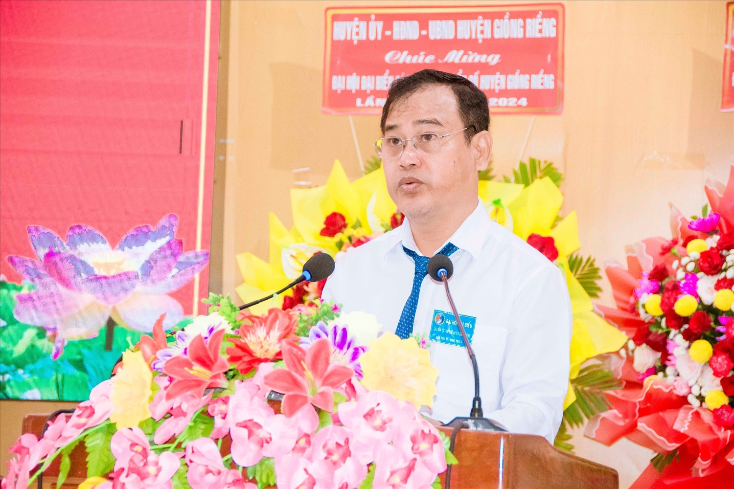 Ông Danh Phúc - Trưởng ban Dân tộc tỉnh Kiên Giang phát biểu chỉ đạo Đại hội