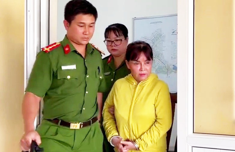Đối tượng Lê Thị Thanh Tâm bị lực lượng chức năng bắt tạm giam