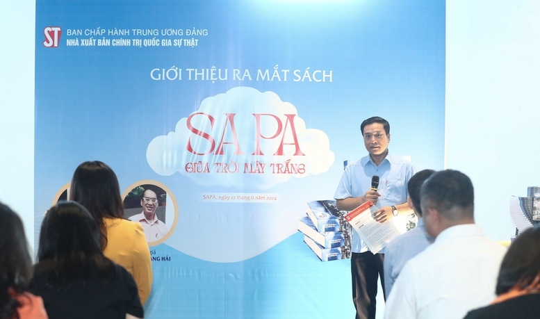 Đồng chí Nguyễn Thái Bình, Phó Giám đốc Nhà xuất bản Chính trị quốc gia Sự thật - đồng tác giả giới thiệu về cuốn sách