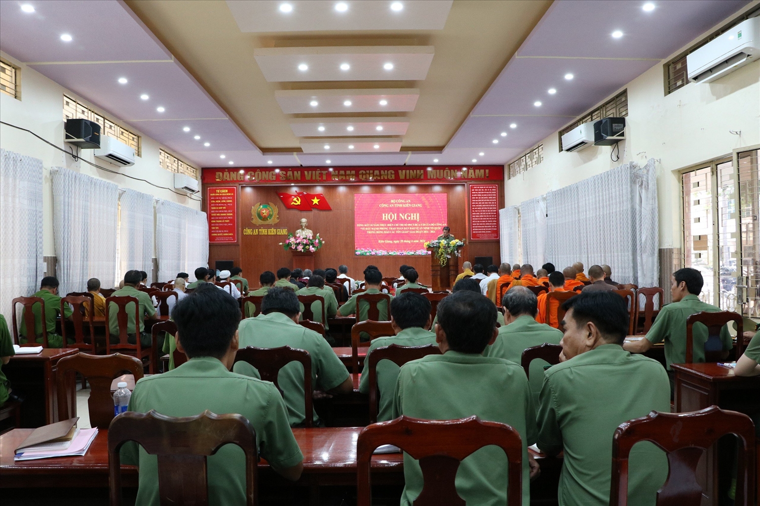 Đồng bào các tôn giáo trên địa bàn tỉnh Kiên Giang luôn đoàn kết, chung tay cùng chính quyền địa phương thực hiện có hiệu các phong trào thi đua yêu nước 