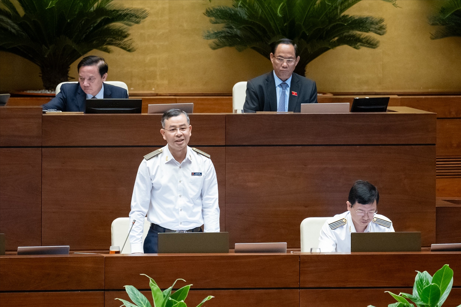 Tổng Kiểm toán Nhà nước Ngô Văn Tuấn trả lời chất vấn trước Quốc hội