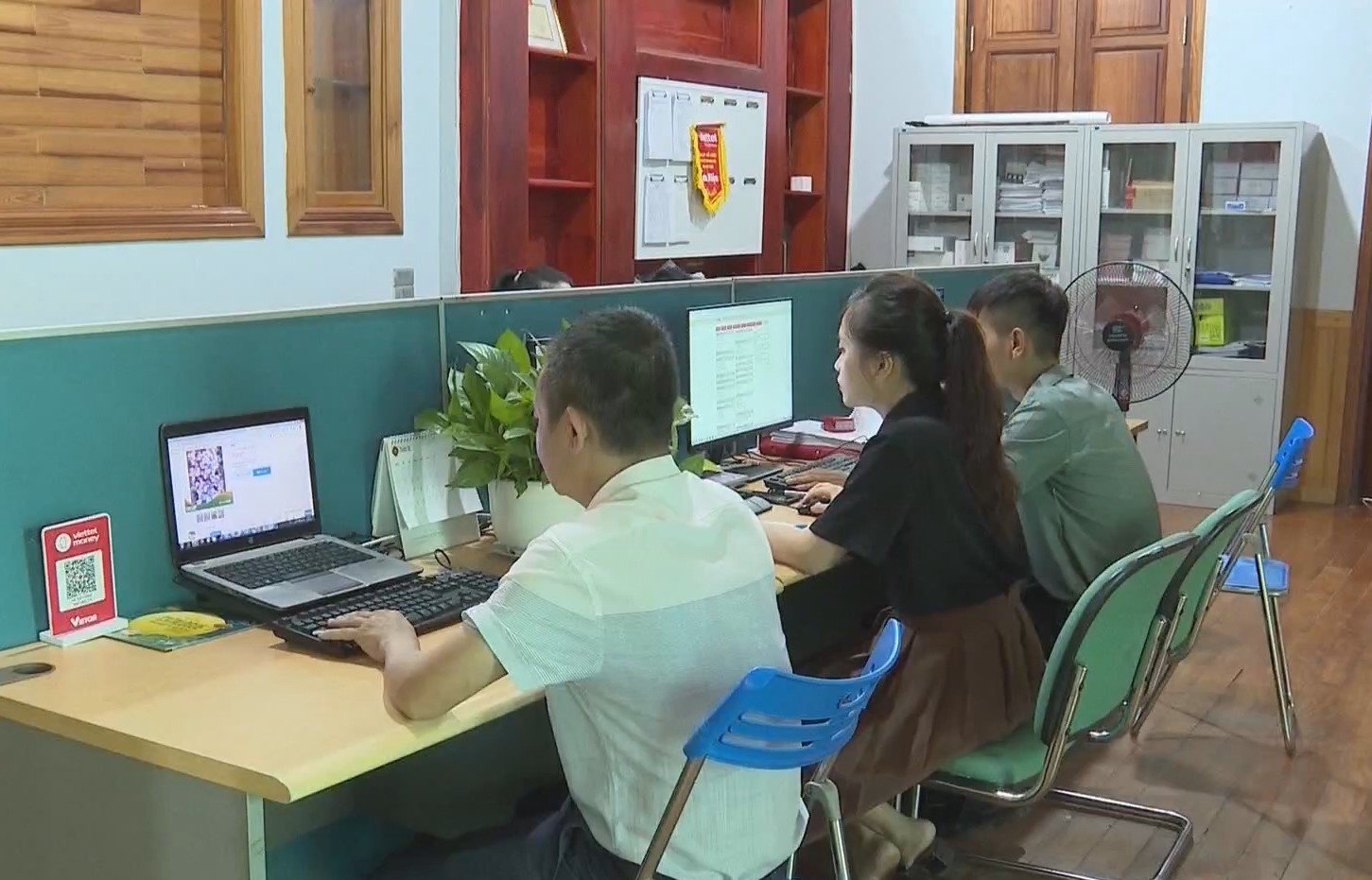 Hội Nông dân phối hợp với Bưu điện tỉnh Điện Biên mở 1.200 tài khoản giao dịch trên sàn Post Mart cho hội viên nông dân.