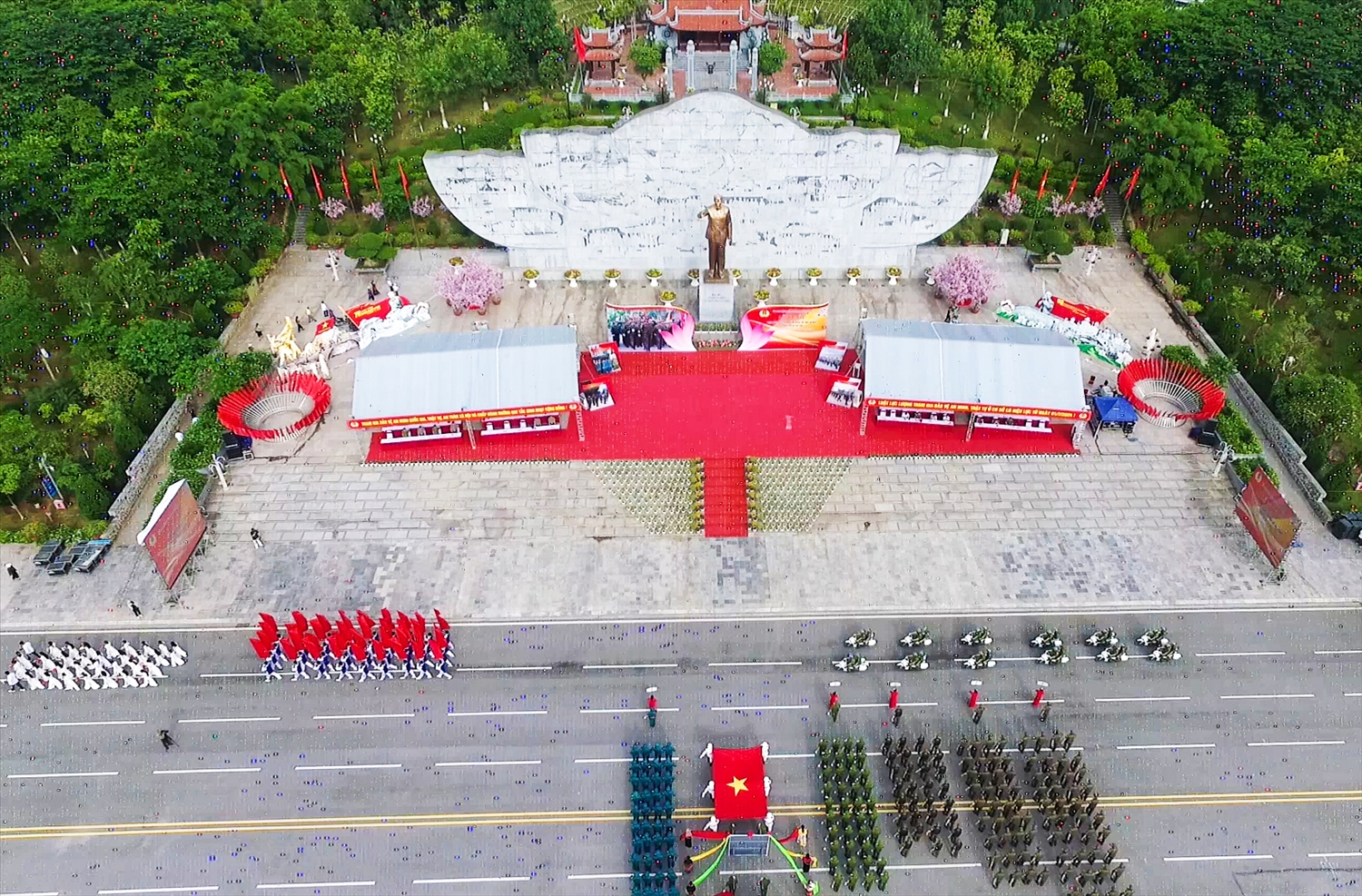 Toàn cảnh Lễ ra mắt lực lượng tham gia bảo vệ an ninh trật tự ở cơ sở tại Tp. Sơn La