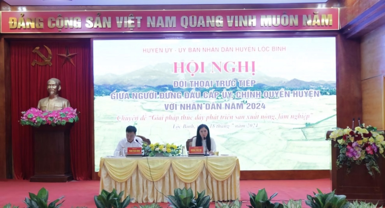 Lãnh đạo huyện Lộc Bình tổ chức đối thoại với Nhân dân