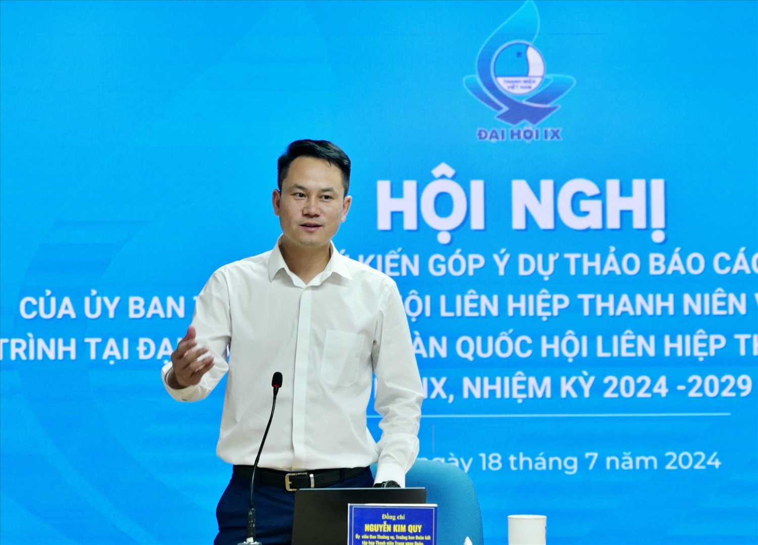 Phó Chủ tịch Thường trực Trung ương Hội LHTN Việt Nam Nguyễn Kim Quy phát biểu tại Chương trình