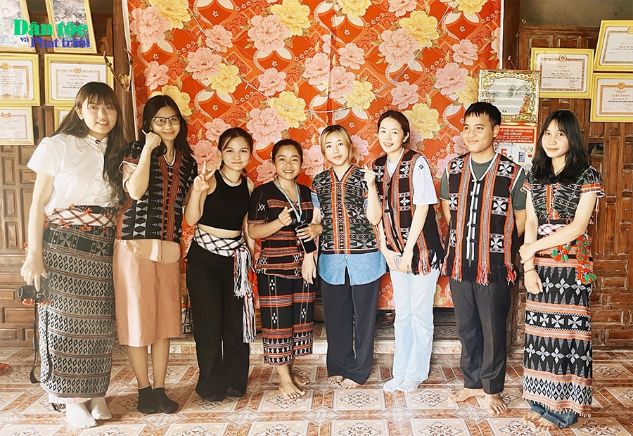 Chuyến đi thực địa trải nghiệm Di sản văn hoá Zèng tại huyện A Lưới, tỉnh Thừa Thiên Huế