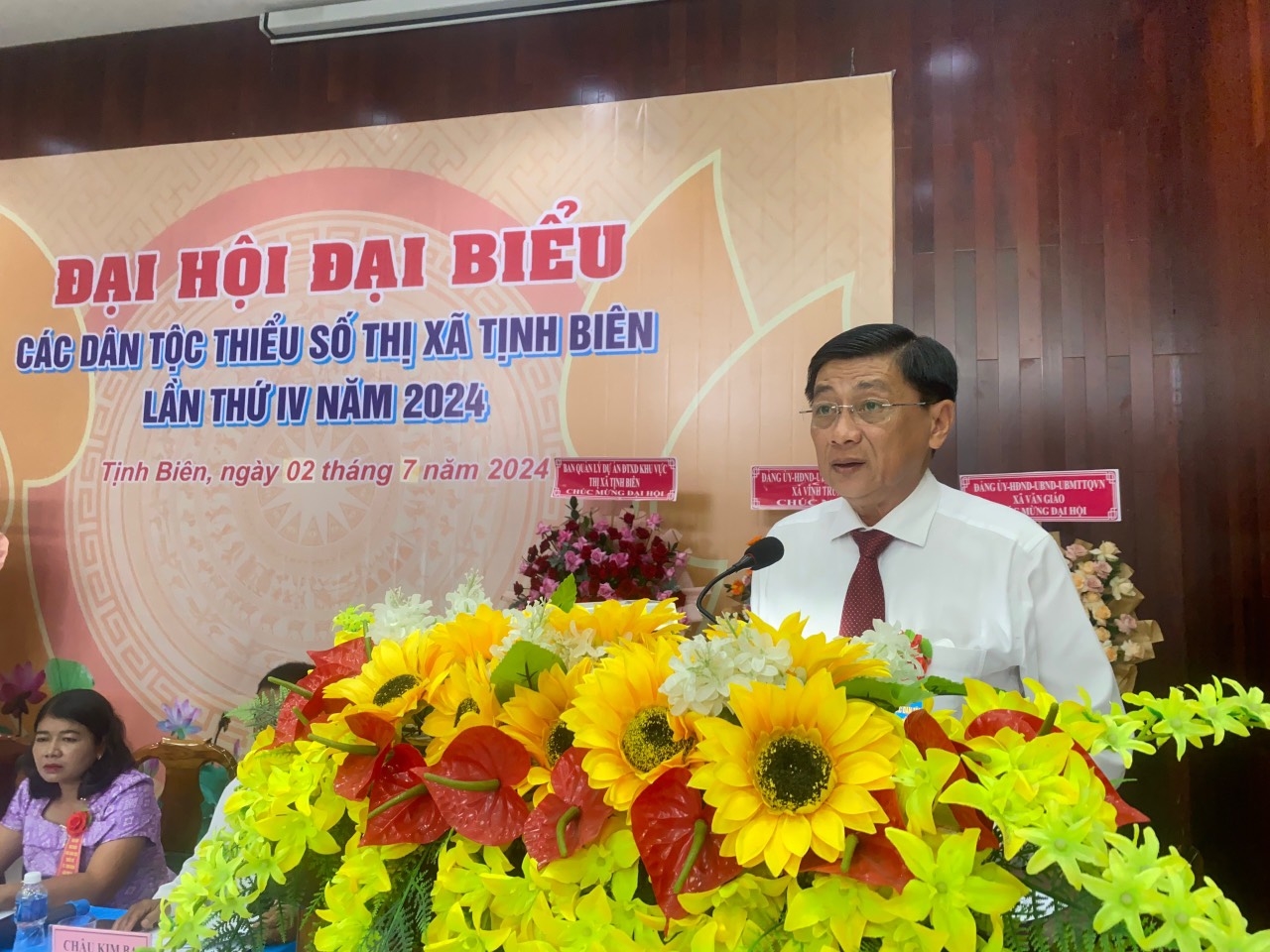 Trưởng Ban Dân tộc tỉnh An Giang Nguyễn Phú phát biểu tại Đại hội