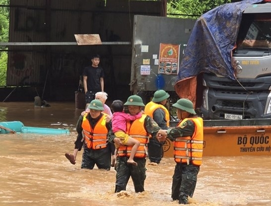 Bộ NN&PTNT yêu cầu các địa phương sẵn sàng lực lượng, phương tiện để cứu hộ, cứu nạn khi có yêu cầu.