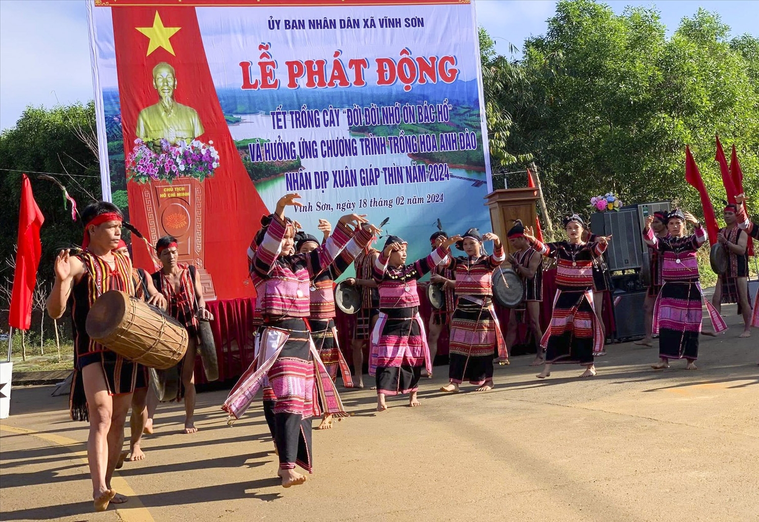 Bản sắc văn hoá của đồng bào DTTS cũng là một sản phẩm du lịch đặc trưng của Bình Định