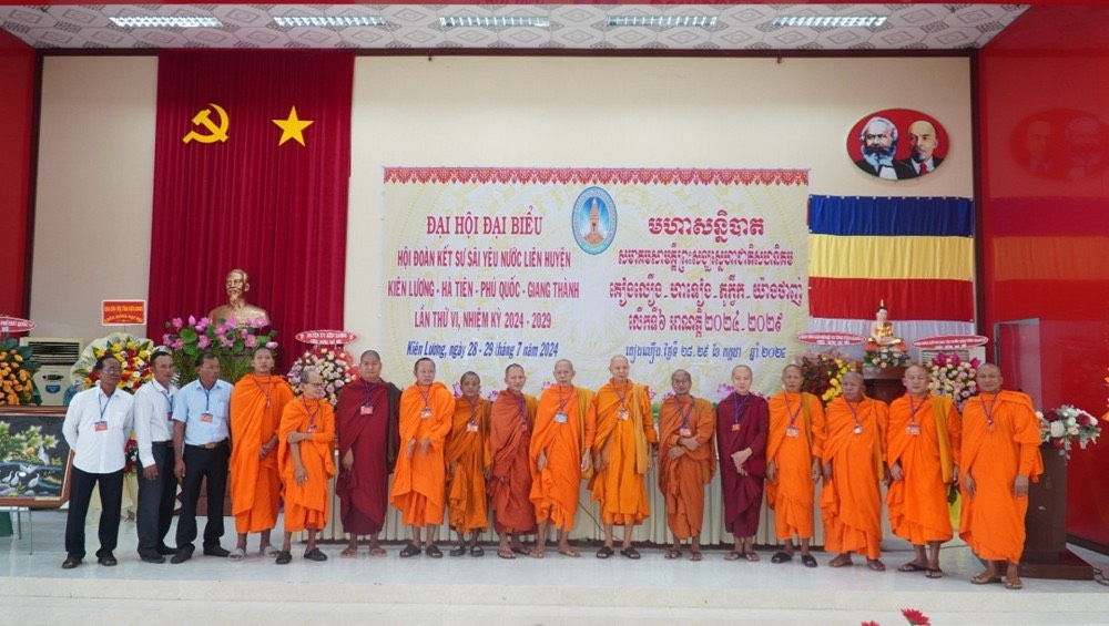 Ban Chấp hành Hội Đoàn kết SSYN liên huyện Giang Thành, Kiên Lương, TP. Hà Tiên lần thứ VI ra mắt Đại hội 