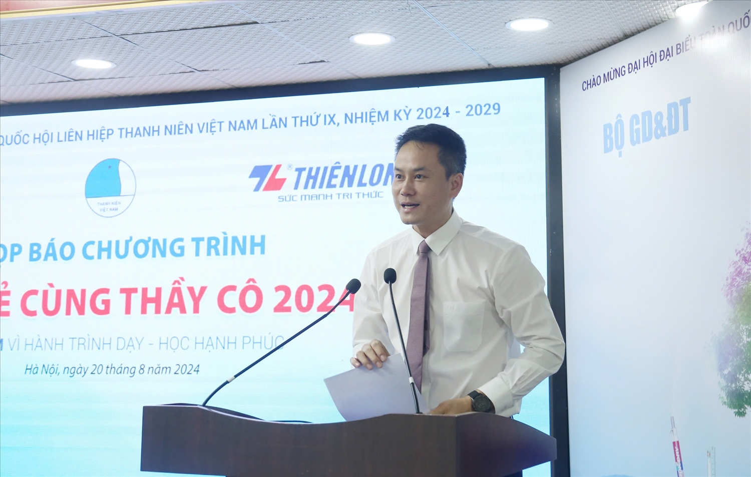 Anh Nguyễn Kim Quy, Phó Chủ tịch Thường trực Trung ương Hội LHTN Việt Nam phát biểu tại buổi họp báo