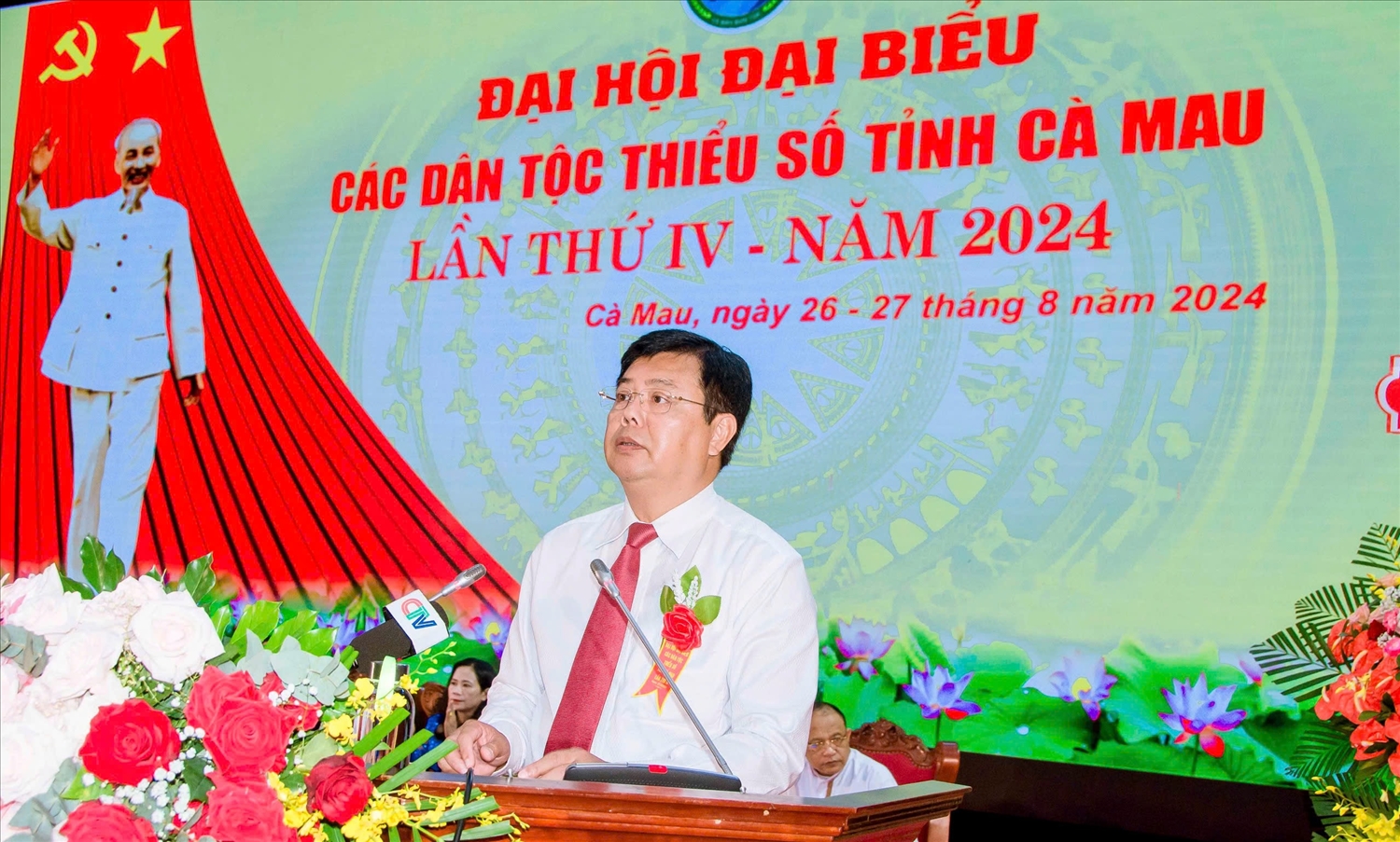 Bí thư Tỉnh ủy, Chủ tịch HĐND tỉnh Cà Mau Nguyễn Tiến Hải phát biểu chỉ đạo tại Đại hội