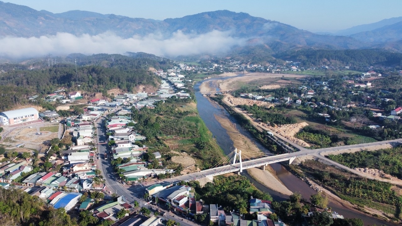 Diện mạo các huyện biên giới trên địa bàn tỉnh Kon Tum ngày càng khởi sắc