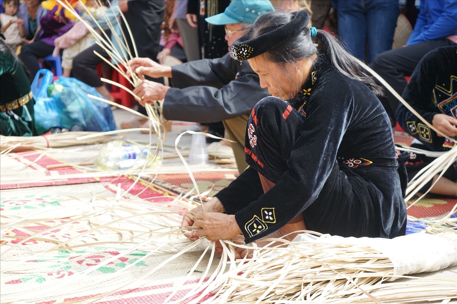 Nghề đan lát truyền thống của người Tày ở huyện vùng cao Ba Chẽ đang được bà con duy trì và phát huy trong đời sống.