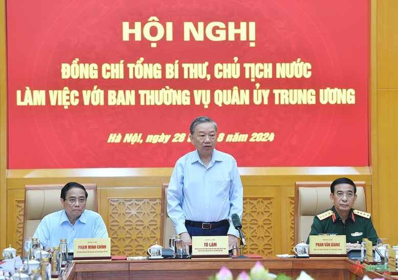 Tổng Bí thư, Chủ tịch nước Tô Lâm, Bí thư Quân ủy Trung ương phát biểu tại hội nghị - Ảnh: QĐND