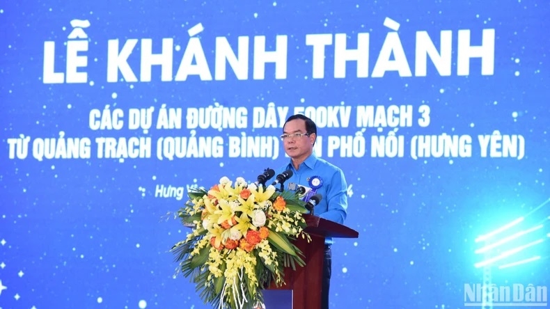 Chủ tịch Tổng Liên đoàn Lao động Việt Nam Nguyễn Đình Khang phát biểu ý kiến tại Lễ khánh thành