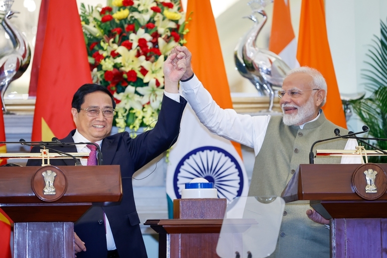 Thủ tướng Phạm Minh Chính và Thủ tướng Ấn Độ Narendra Modi cho biết, hai bên đánh giá Việt Nam-Ấn Độ là những người bạn luôn sát cánh bên nhau trong suốt chiều dài lịch sử, hiện tại và tương lai - Ảnh: VGP/Nhật Bắc