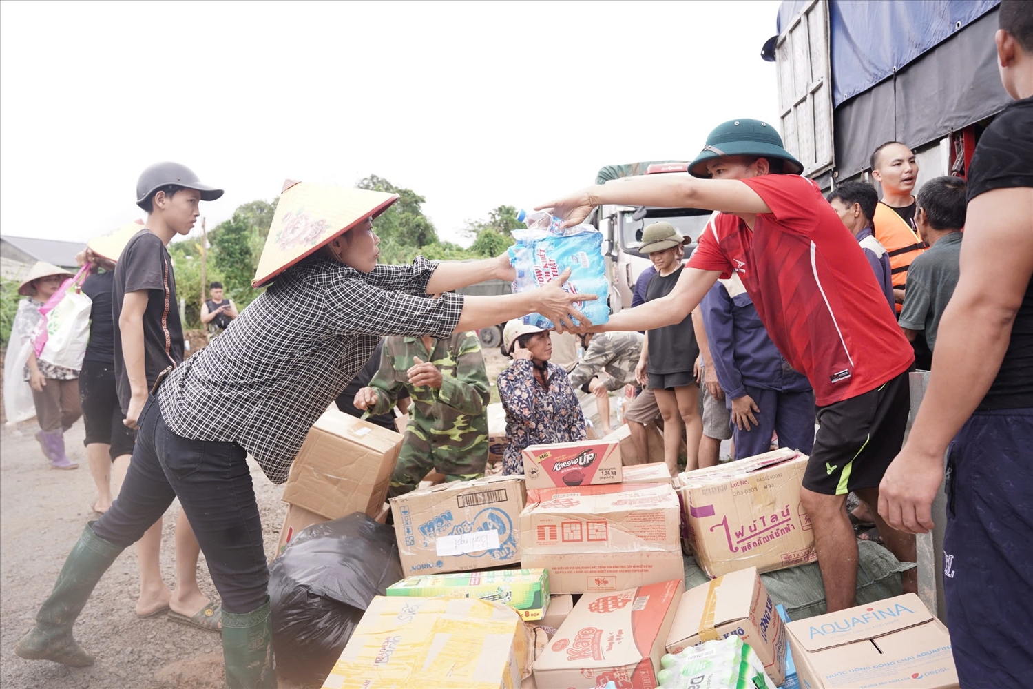 Hàng triệu trái tim hướng về miền Bắc để 