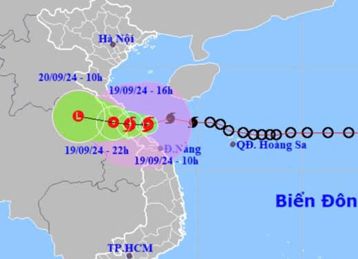 Dự báo vị trí và hướng di chuyển của bão số 4. Nguồn: Trung tâm Dự báo khí tượng thủy văn quốc gia