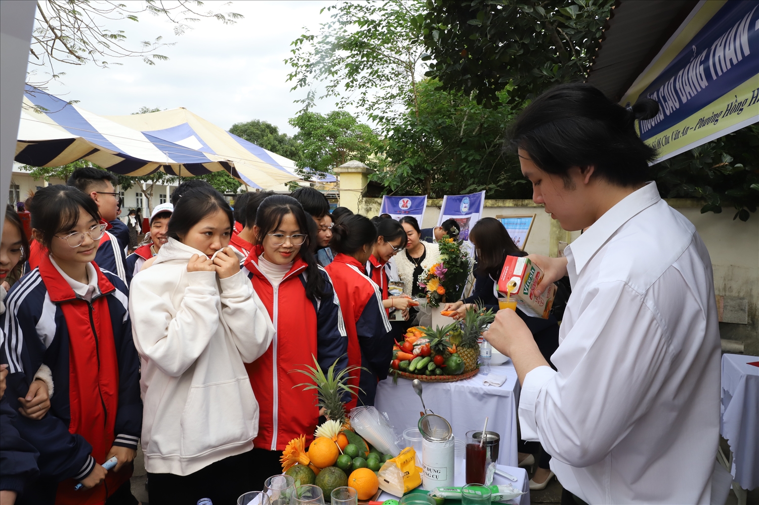 Huyện Bình Liêu tổ chức ngày hội tư vấn, giới thiệu việc làm cho học sinh, bộ đội xuất ngũ trở về địa phương 