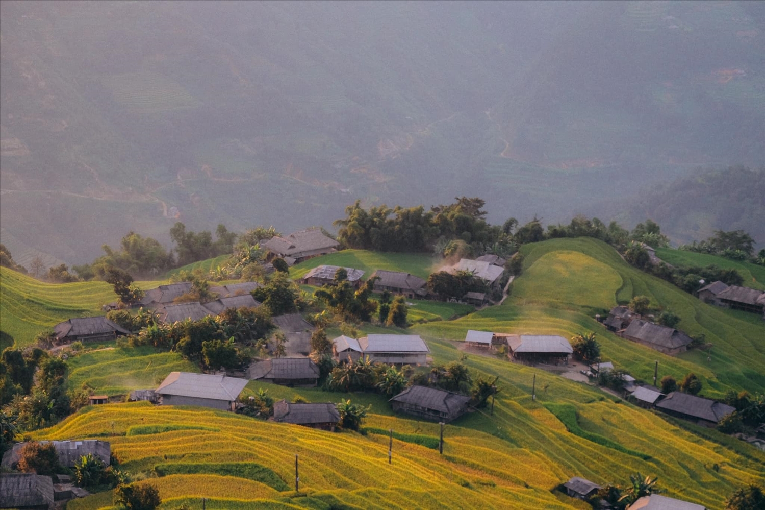 Với cảnh quan thiên nhiên tươi đẹp, văn hóa các dân tộc giàu bản sắc, Yên Bái đang là điểm đến yêu thích của du khách trong và ngoài nước (Ảnh TL)