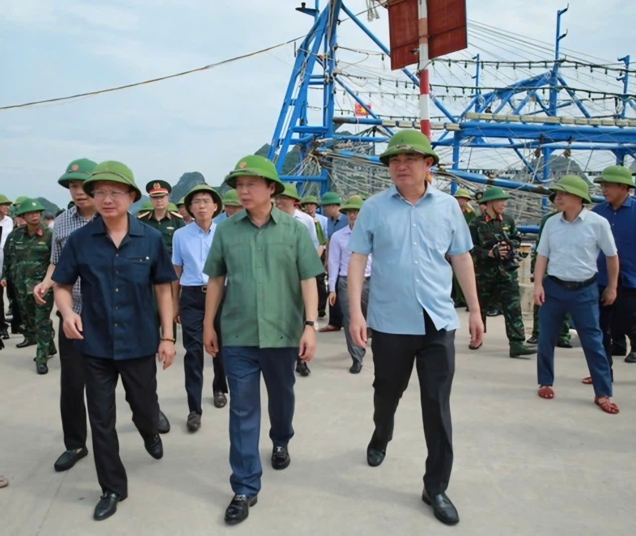 Phó Thủ tướng kiểm tra công tác ứng phó siêu bão Yagi tại Quảng Ninh