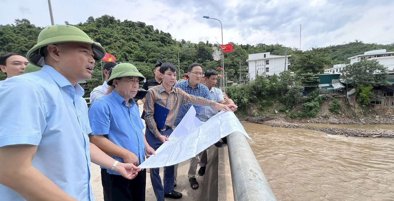 Lãnh đạo tỉnh Nghệ An kiểm tra công tác phòng chống bão ở khu vực miền núi