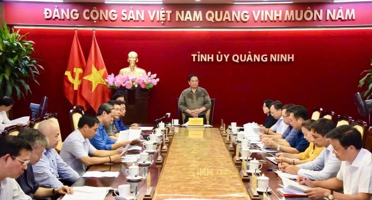 Thủ tướng Phạm Minh Chính đánh giá cao công tác lãnh đạo, chỉ đạo của cấp uỷ, chính quyền tỉnh Quảng Ninh trong phòng, chống, khắc phục hậu quả cơn bão số 3