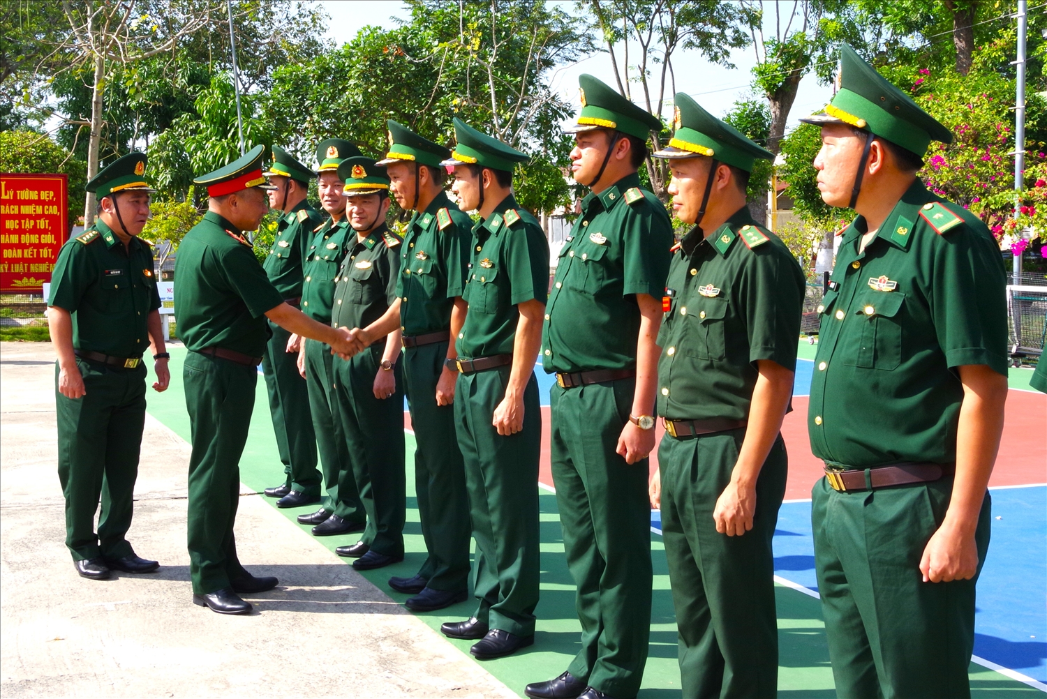 Đoàn công tác Tổng Cục trị làm việc tại Đồn Biên phòng cửa khẩu quốc tế Tịnh Biên, BĐBP An Giang