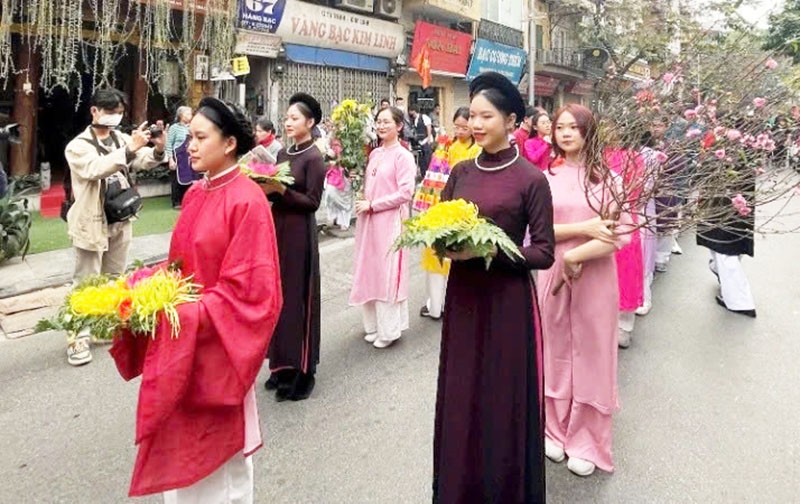 Chương trình Tết Việt tại Phố cổ luôn là hoạt động được nhiều người mong chờ khi Tết đến