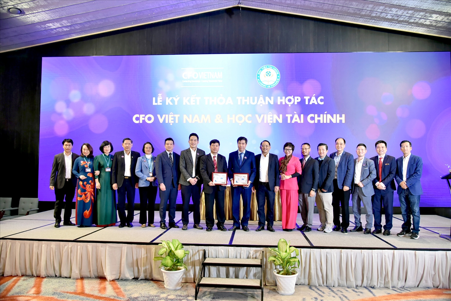 (Ban Chuyên đề-Tin ngoại giao của Học viện Tài chính) Học viện Tài chính ký kết hợp tác toàn diện với Câu Lạc bộ CFO Việt Nam 3