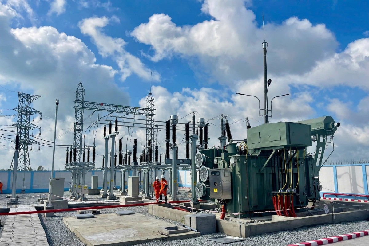  EVNSPC chọn trạm biến áp 110 kV KCN Hòa Bình và đường dây đấu nối làm công trình trọng điểm chào mừng 80 năm Cách mạng tháng Tám thành công và Quốc khánh 2/9
