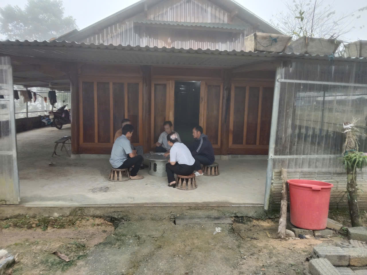 Có nguồn lực từ chương trình MTQG 1719, nhà của gia đình anh Lỳ Nhìa Hờ - Bản Tham Lực xã Mường Lống cũng trở nên khang trang hơn