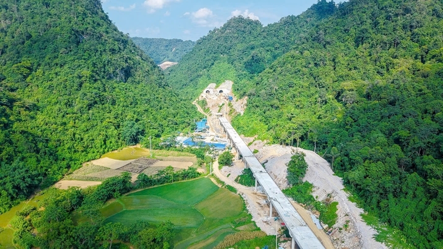 Thủ tướng Chính phủ giao Bộ Tài chính tiếp tục phối hợp với các cơ quan liên quan rà soát các đề xuất về vốn của tỉnh Lạng Sơn và tỉnh Tuyên Quang, khẩn trương báo cáo cấp có thẩm quyền xem xét, quyết định (Ảnh TL)