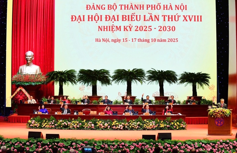 Tổng Bí thư gợi ý 7 nhiệm vụ đối với Đảng bộ Hà Nội trong nhiệm kỳ mới- Ảnh 6. Đại hội Đại biểu Đảng bộ TP. Hà Nội khóa XVIII, nhiệm kỳ 2025-2030 diễn ra từ ngày 15-17/10 - Ảnh: VGP/Nhật Bắc
