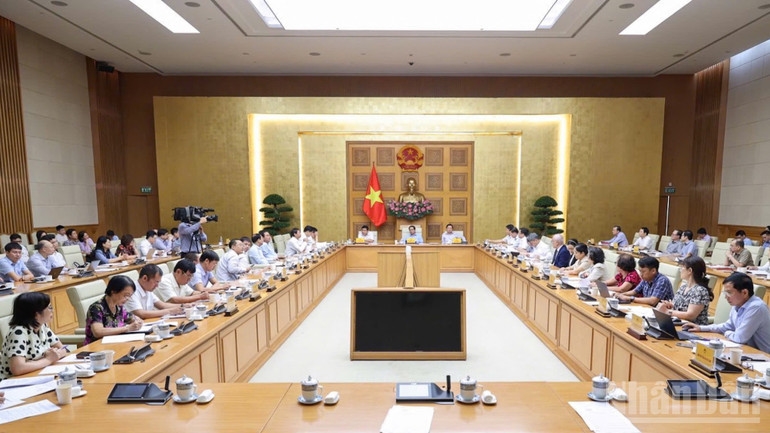 Quang cảnh cuộc họp.