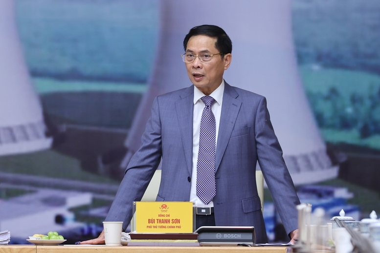 Phó Thủ tướng Bùi Thanh Sơn phát biểu tại cuộc họp - Ảnh: VGP/Nhật Bắc