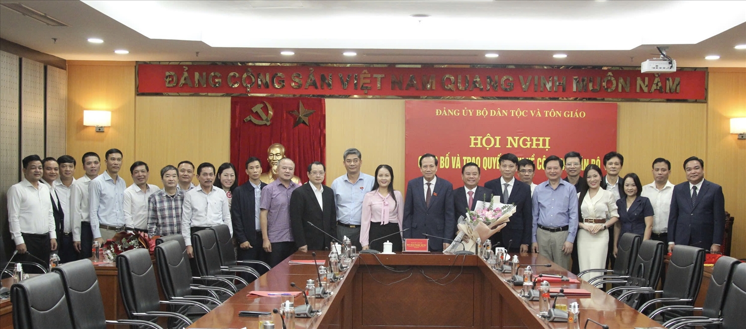 Bộ trưởng Đào Ngọc Dung: Việc lựa chọn lãnh đạo Văn phòng Đảng ủy Bộ phải đúng người, đúng việc 6