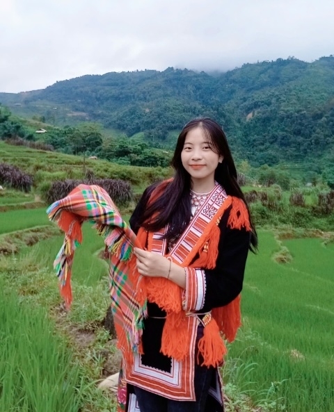 Sinh viên Phượng Thị Hường ( dân tộc Dao, Tuyên Quang) mong muốn Nhà nước quan tâm bồi dưỡng kỹ năng thực chất cho thanh niên DTTS