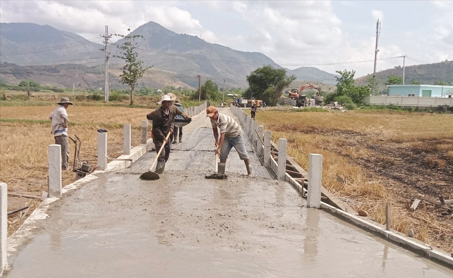 Từ nguồn vốn Chương trình MTQG giảm nghèo, tỉnh Khánh Hòa đầu tư hạ tầng cho những vùng khó khăn