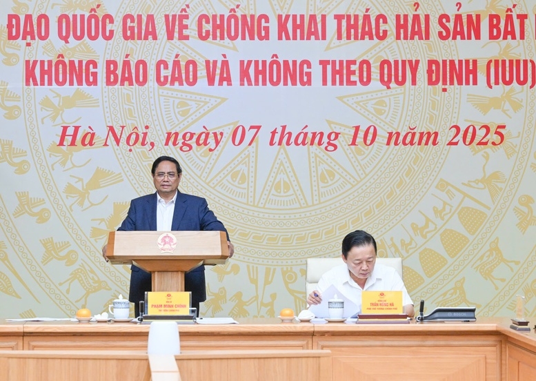 Thủ tướng thẳng thắn chỉ rõ, kết quả chuyển biến còn chậm so yêu cầu và sự chỉ đạo của Thủ tướng Chính phủ - Ảnh: VGP/Nhật Bắc
