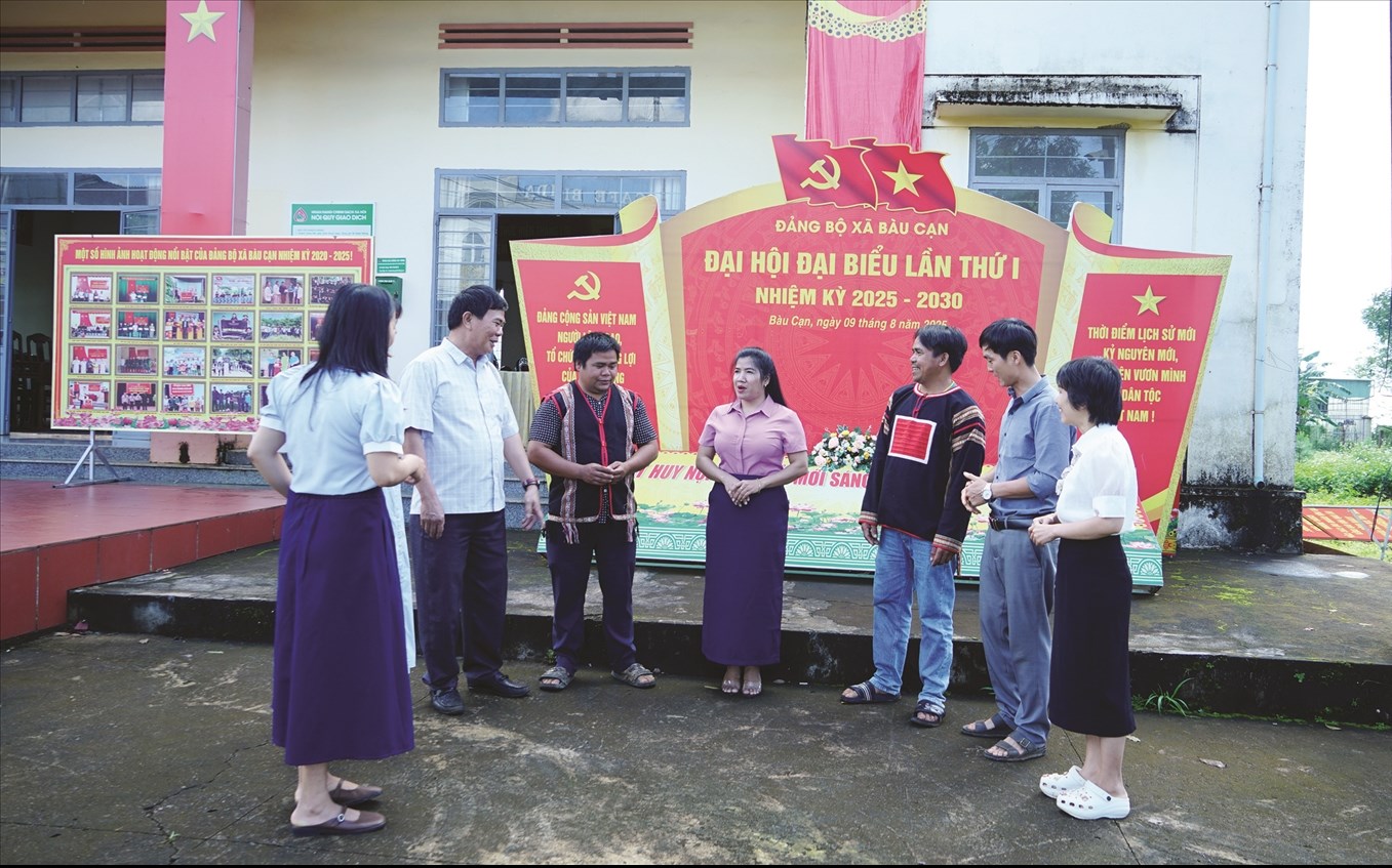Xã Bầu Cạn bố trí những đảng viên có đạo tham gia vào hệ thống chính trị là cách làm hiệu quả, góp phần ổn định an ninh chính trị tại địa phương