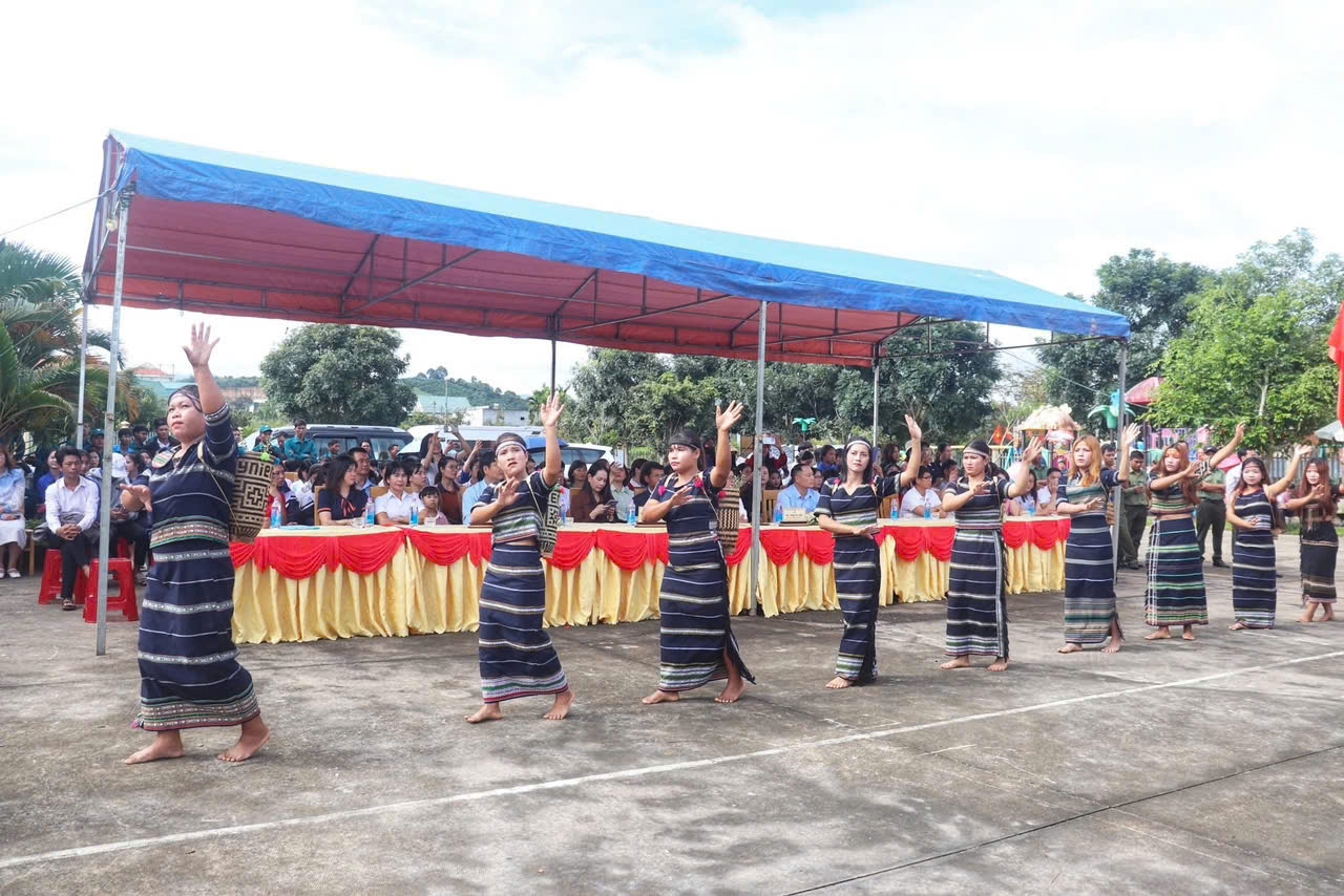 (Tin CTV) Lâm Đồng: Tái hiện Lễ mừng lúa mới của dân tộc Cơ Ho 5