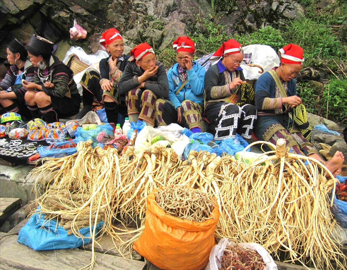 Kết luận số 207-KL/TW của Ban Bí thư nêu: Công tác lãnh đạo của Đảng và quản lý của Nhà nước đối với việc bảo vệ quyền lợi của người tiêu dùng đã có nhiều chuyển biến tích cực (Ảnh MH).